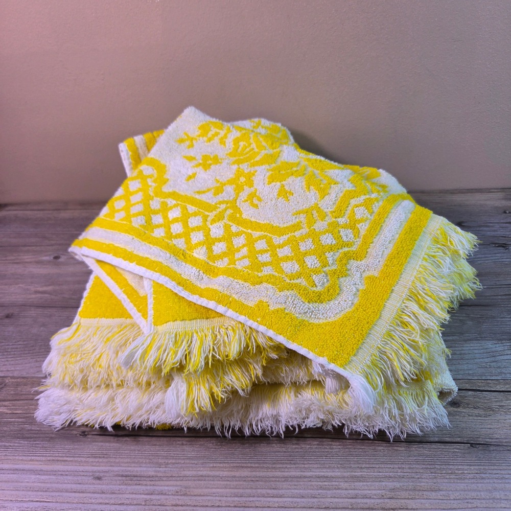 Vintage Tastemaker JP Stevens 6pc Yellow Floral Towel Set Bath Hand Fringed USA